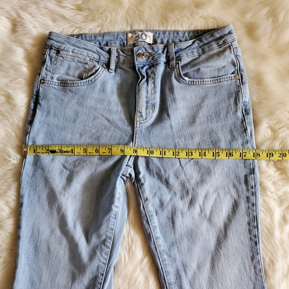Free People Liv Crop Flare Jeans in Etna Blue Size 30 - Picture 14 of 14